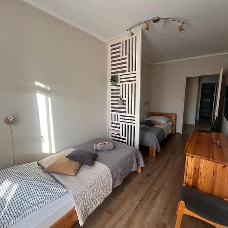 Centrum Apartman Капошвар Экстерьер фото