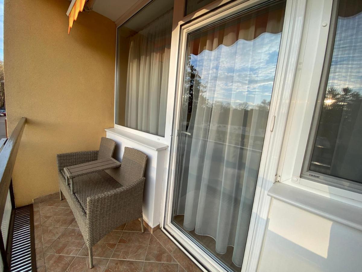 Centrum Apartman Капошвар Экстерьер фото