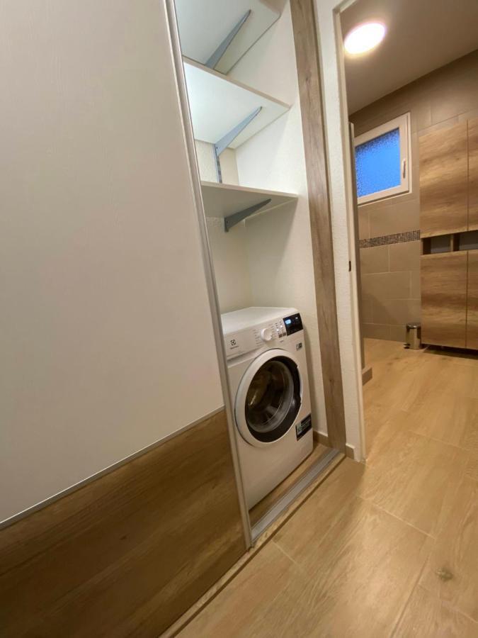Centrum Apartman Капошвар Экстерьер фото